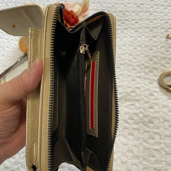 Elegant Gold Phone Wallet with Strap - Picture 3 of 6